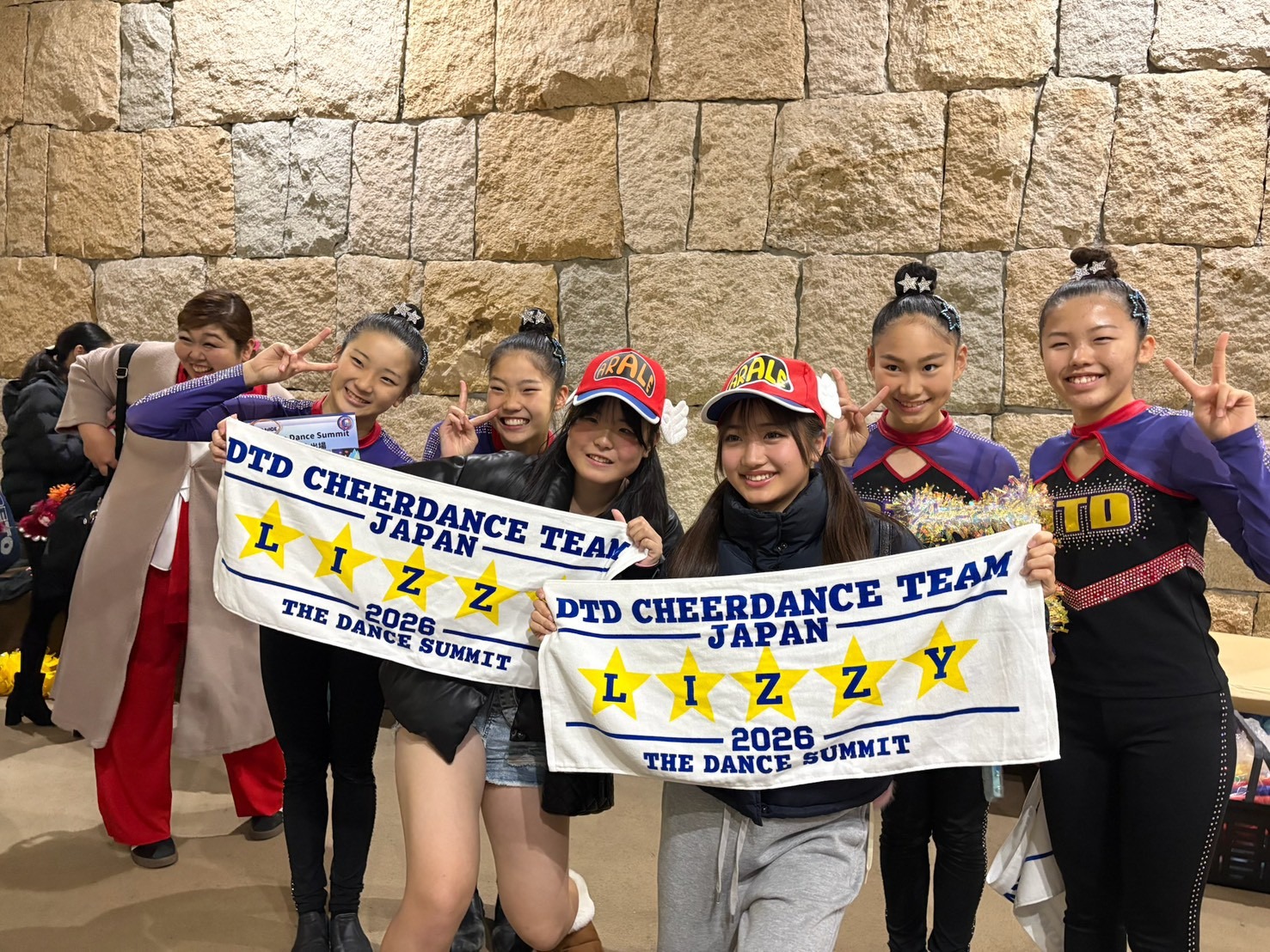 11/30 LIZZY壮行会＆チームダンス披露会を行いました - DTD CHEERDANCE